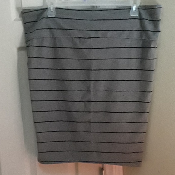 Torrid Skirt - Picture 2 of 4